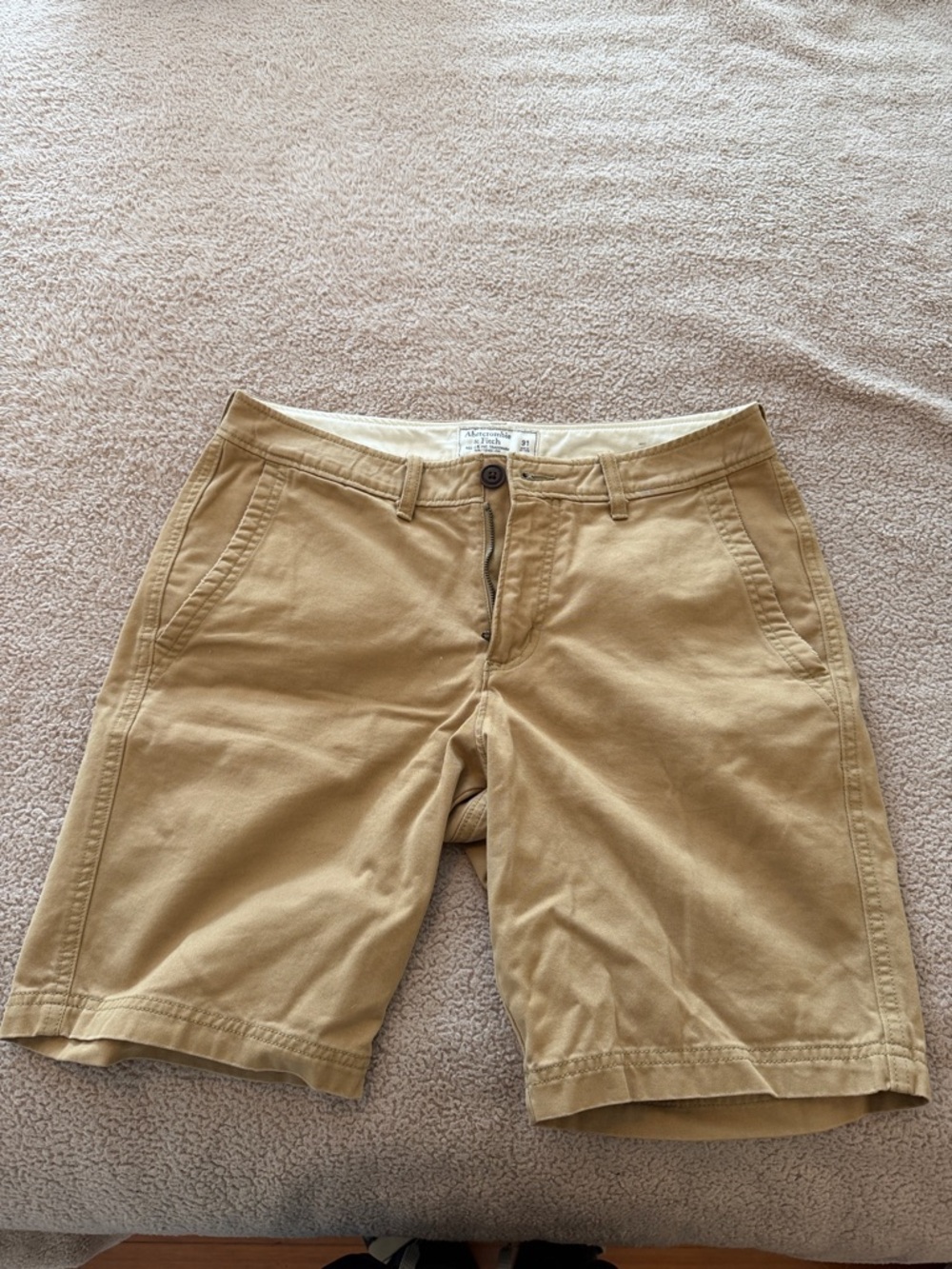 Abercrombie & Fitch Tan and Cream Cotton Shorts Size 31.